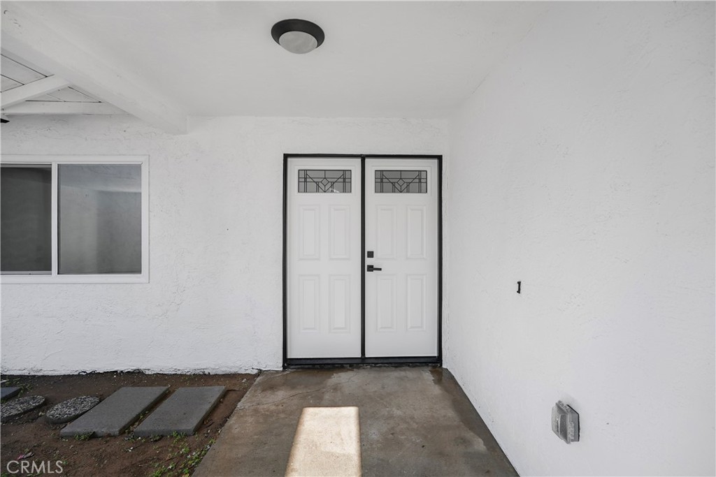 527 West 10th Street Perris, CA 92570 - Photo 18 of 62