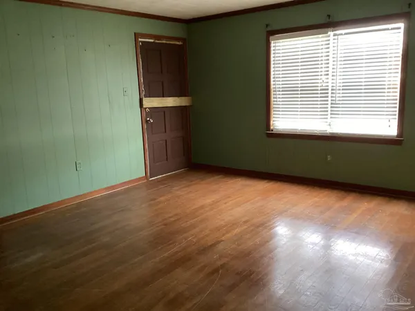 $249,999 | 7540 Highway 97, Walnut Hill, FL 32568