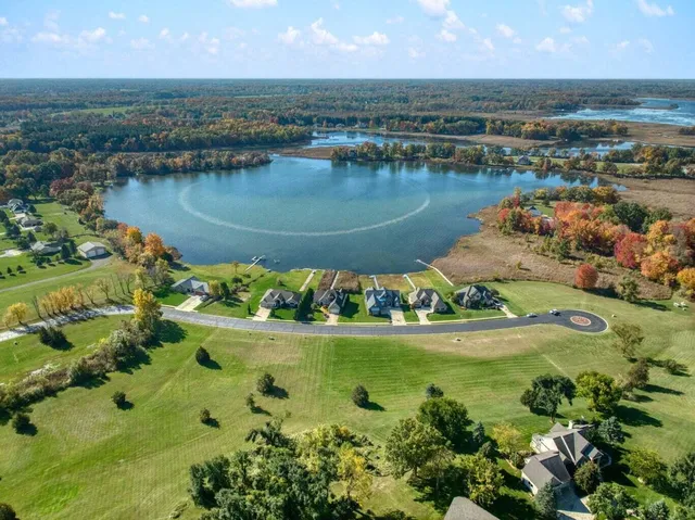 $18,000 | 35 Coronado Drive, Unit 35, Jackson, MI 49201