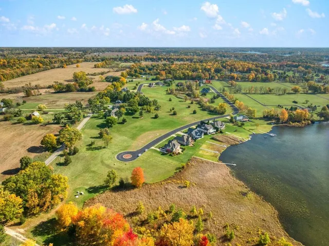 $18,000 | 35 Coronado Drive, Unit 35, Jackson, MI 49201