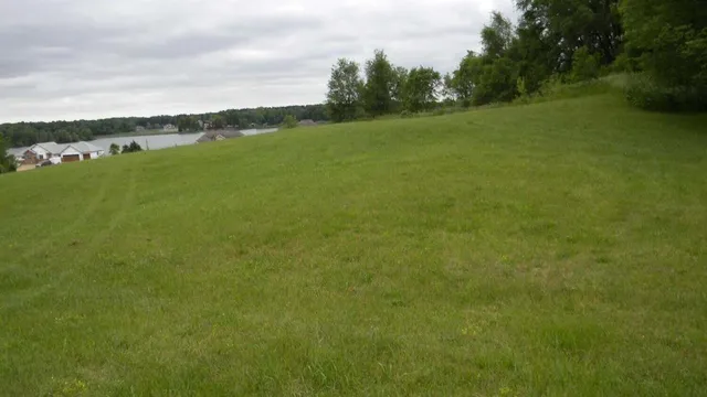 $18,000 | 35 Coronado Drive, Unit 35, Jackson, MI 49201