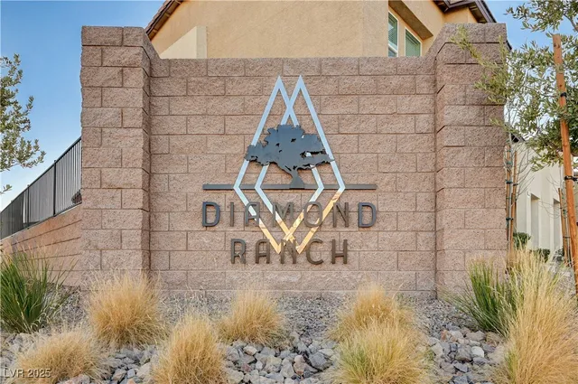 $1,895 | 7869 Sailor Sam Avenue, Las Vegas, NV 89113