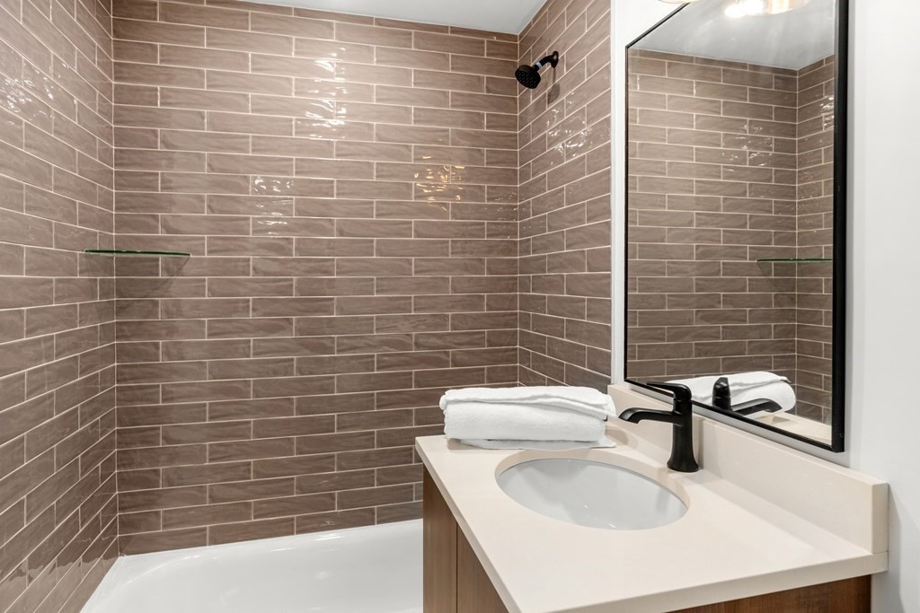 321 West Broadway, Unit 6 Boston, MA 02127 - Photo 15 of 16