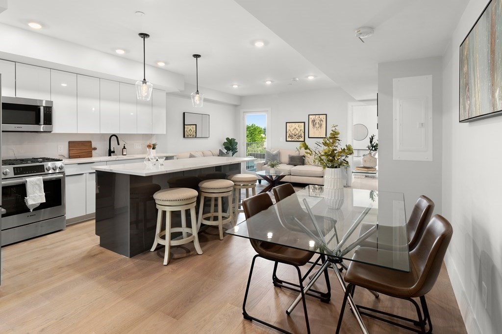 321 West Broadway, Unit 6 Boston, MA 02127 - Photo 4 of 16