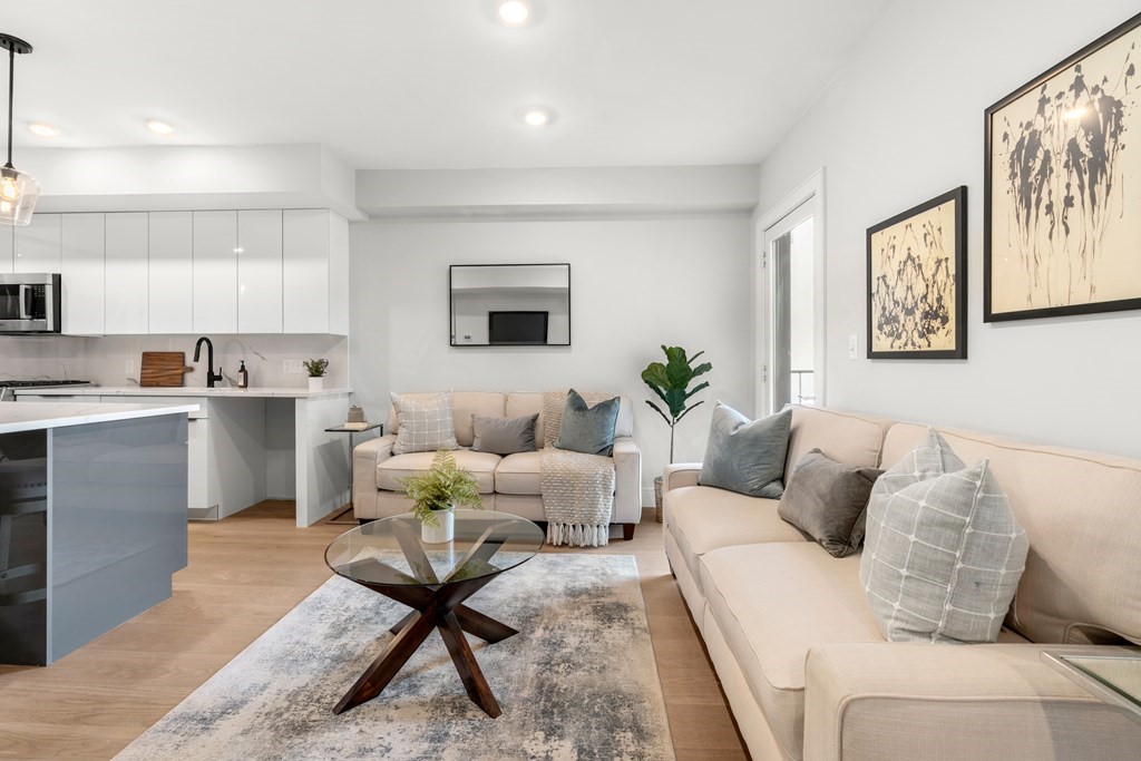 321 West Broadway, Unit 6 Boston, MA 02127 - Photo 8 of 16