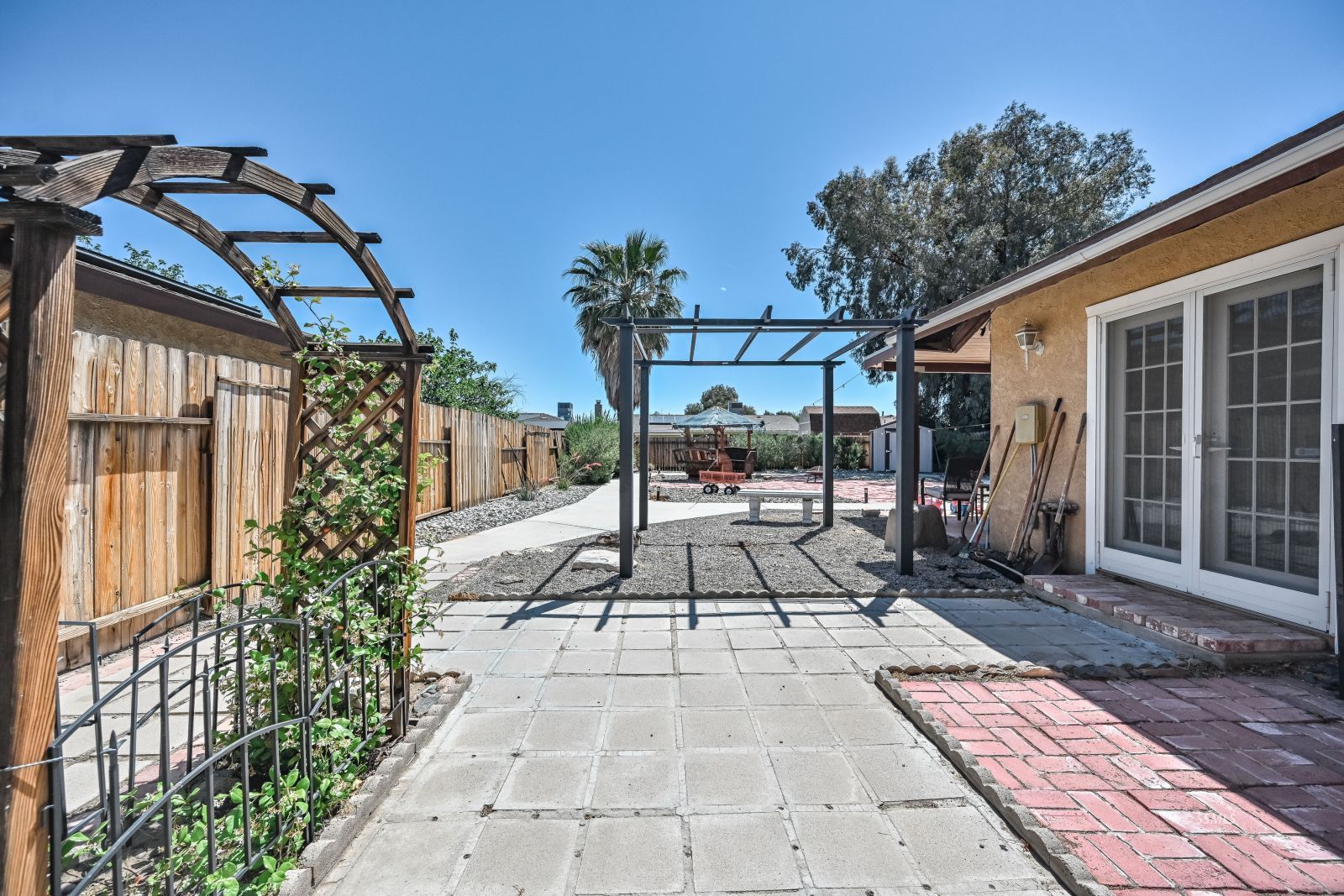 420 South Gateway Boulevard Ridgecrest, CA 93555 - Photo 26 of 32