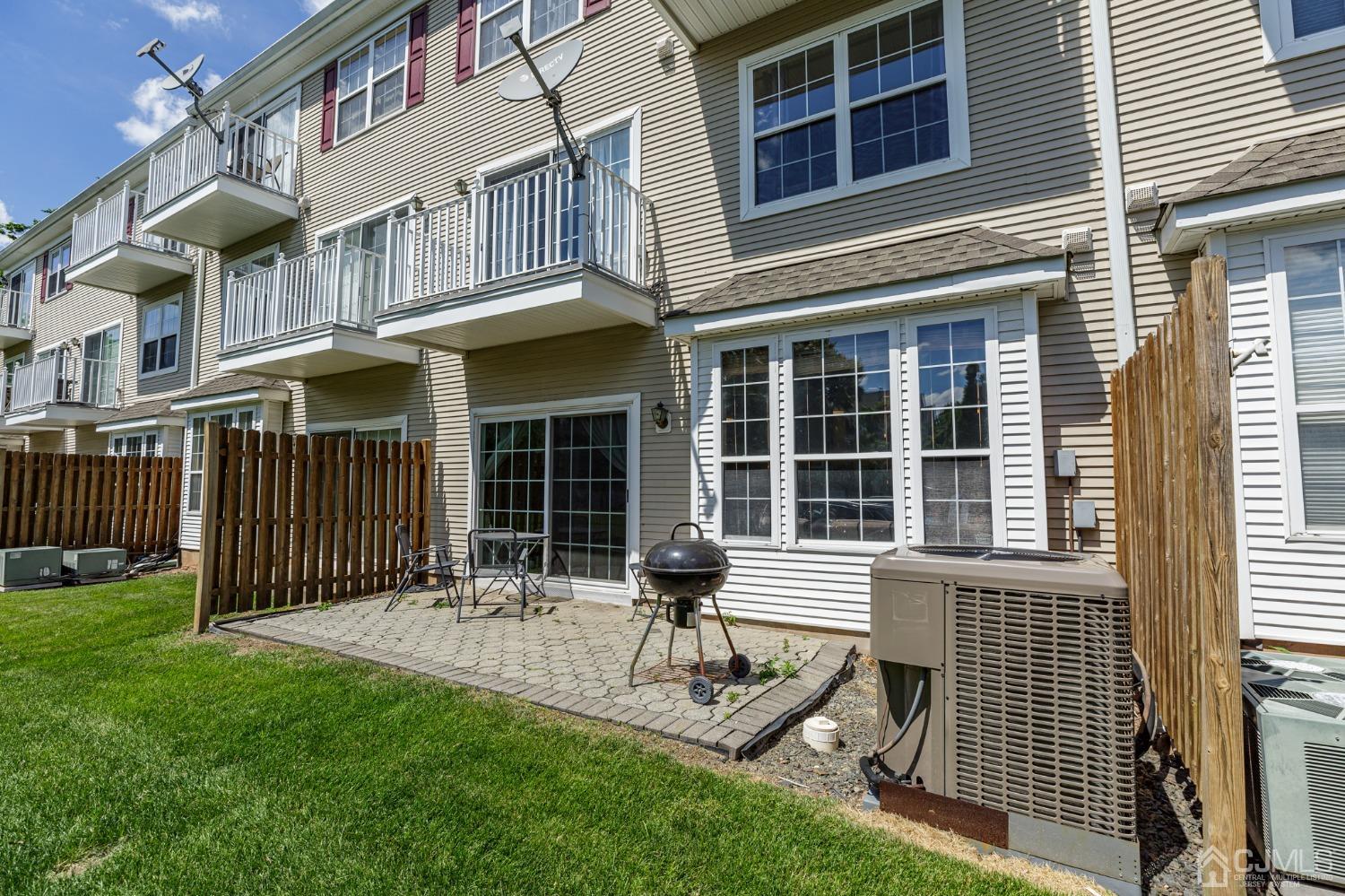 307 Lilac Drive Union, NJ 07083 - Photo 21 of 25 a house view with a garden