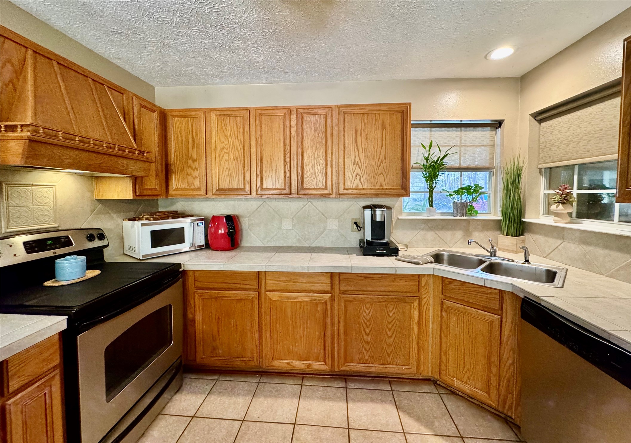 98 Redbud Trinity, TX 75862 - Photo 15 of 48