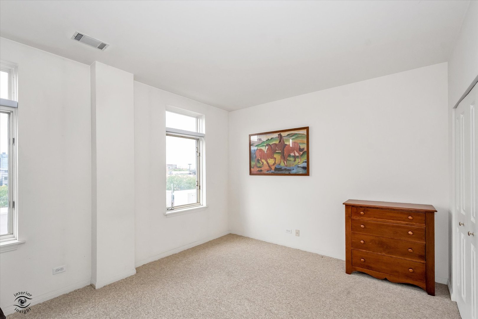 1414 North Wells Street, Unit 508 Chicago, IL 60610 - Photo 22 of 28 a view of an empty room and a window