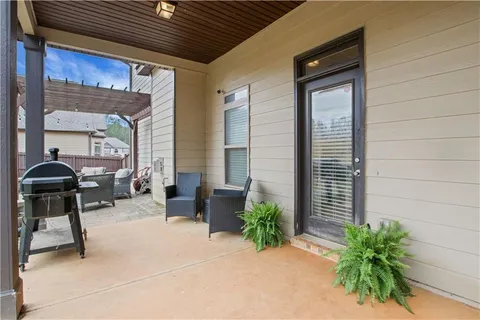 $525,000 | 4605 Chestnut Oak Street, Loganville, GA 30052