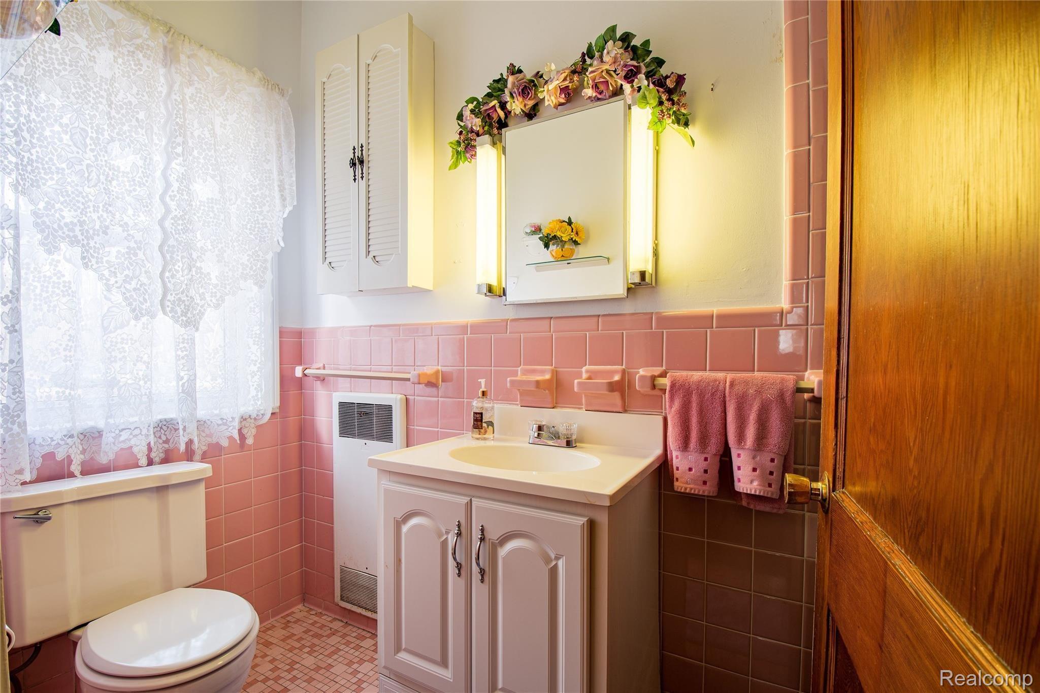 5366 Lakeshore Road Fort Gratiot, MI 48059 - Photo 15 of 19 3w42lF1g.jpeg
