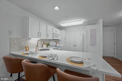 $240,000 | 2011 Rudy Serra Drive, Unit 1C, Eldersburg, MD 21784