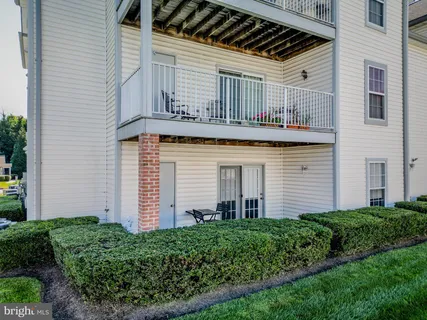 $240,000 | 2011 Rudy Serra Drive, Unit 1C, Eldersburg, MD 21784