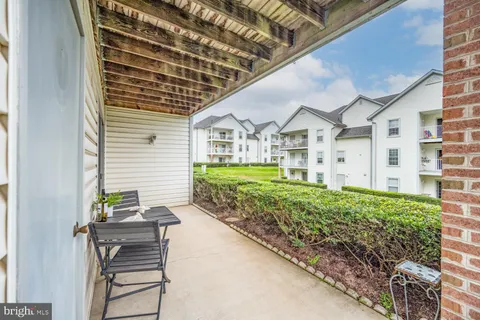$240,000 | 2011 Rudy Serra Drive, Unit 1C, Eldersburg, MD 21784
