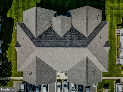 $240,000 | 2011 Rudy Serra Drive, Unit 1C, Eldersburg, MD 21784