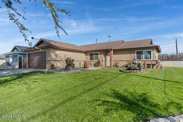 1000 North Lupine Street Lompoc, CA 93436 - Photo 3 of 31 Front 3