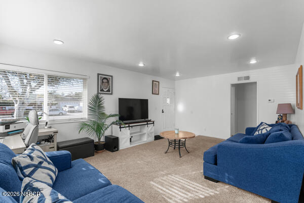 1000 North Lupine Street Lompoc, CA 93436 - Photo 6 of 31 Living Room