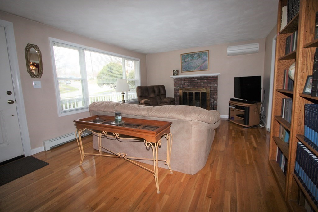 14 Cedar Road Holden, MA 01520 - Photo 10 of 17 Gallery Image 10