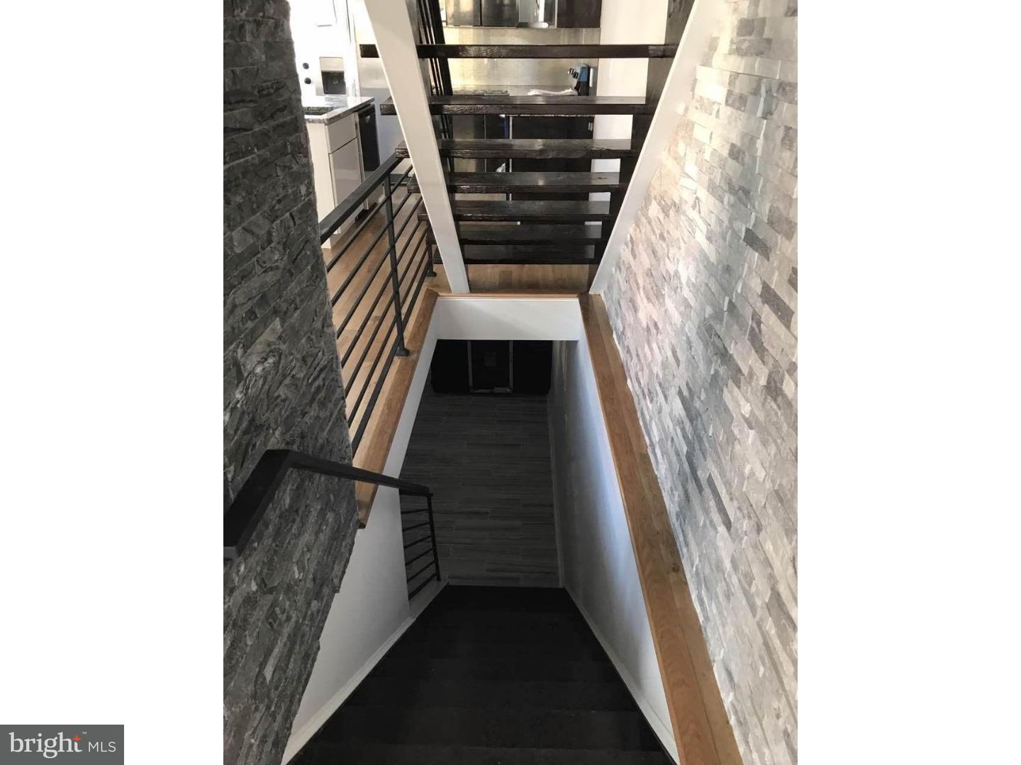 2100 Cross Street Philadelphia, PA 19146 - Photo 6 of 13