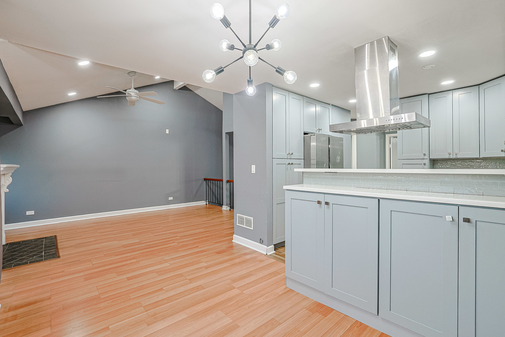 359 Juniper Tree Court Hoffman Estates, IL 60169 - Photo 14 of 32