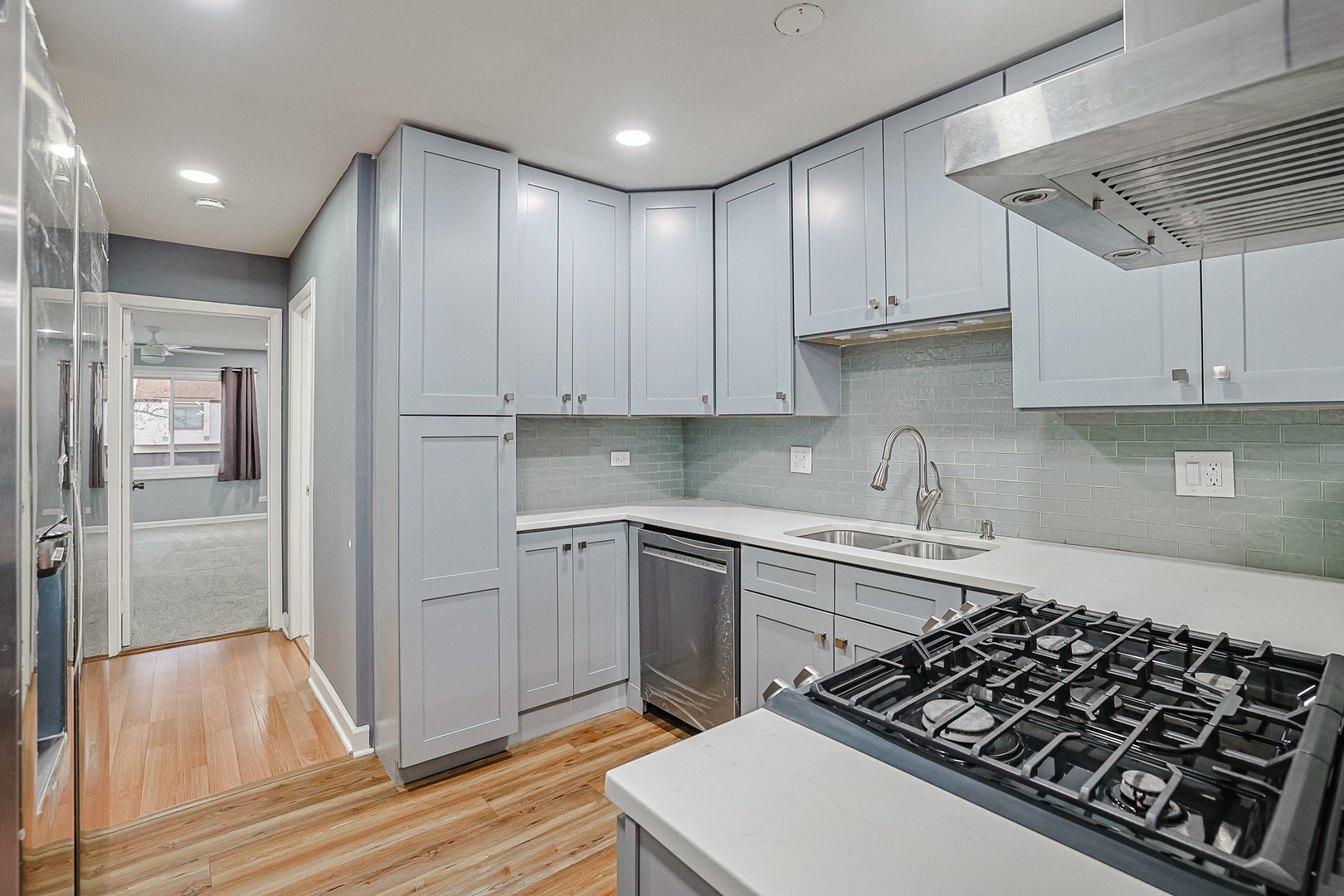 359 Juniper Tree Court Hoffman Estates, IL 60169 - Photo 16 of 32