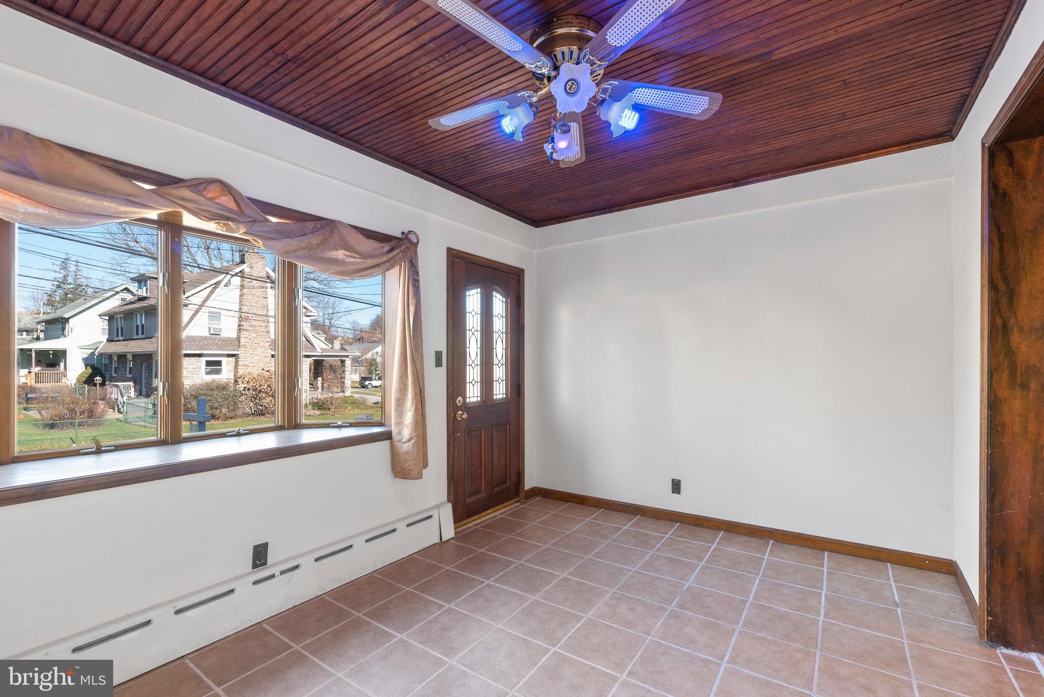 3224 Marshall Road Drexel Hill, PA 19026 - Photo 3 of 26