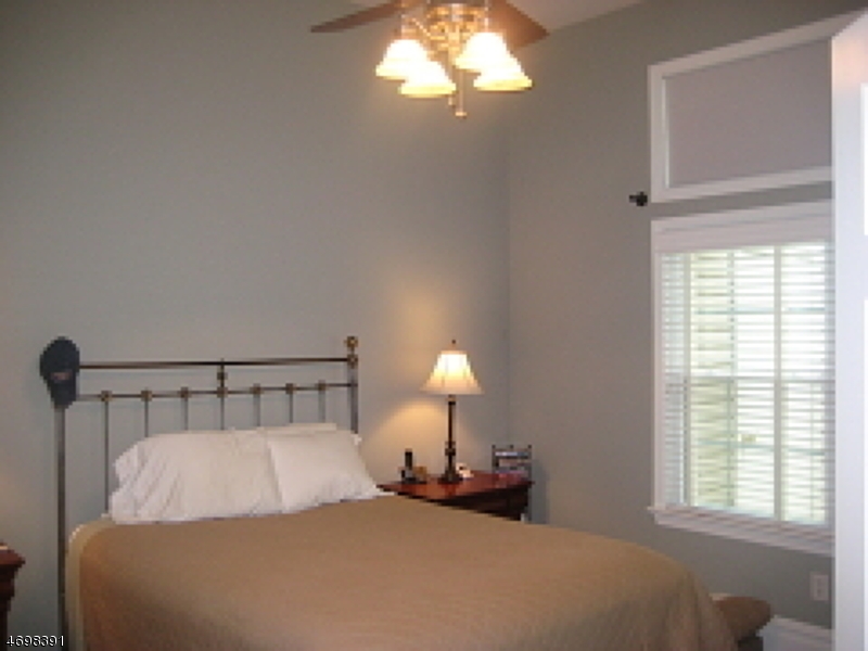 206 Reed Lane, Unit 206 Bedminster, NJ 07921 - Photo 12 of 16