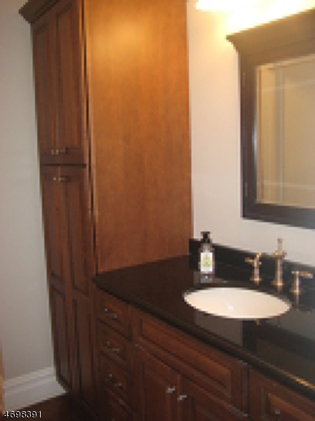 206 Reed Lane, Unit 206 Bedminster, NJ 07921 - Photo 14 of 16