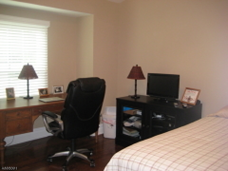 206 Reed Lane, Unit 206 Bedminster, NJ 07921 - Photo 15 of 16