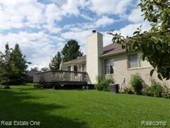 1401 Bembridge Drive Rochester, MI 48307 - Photo 2 of 19 Backyard with View of Home