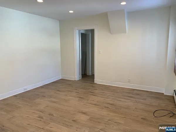 $2,000 | 634 Mountain Avenue, Unit C, Washington Township, NJ 07676