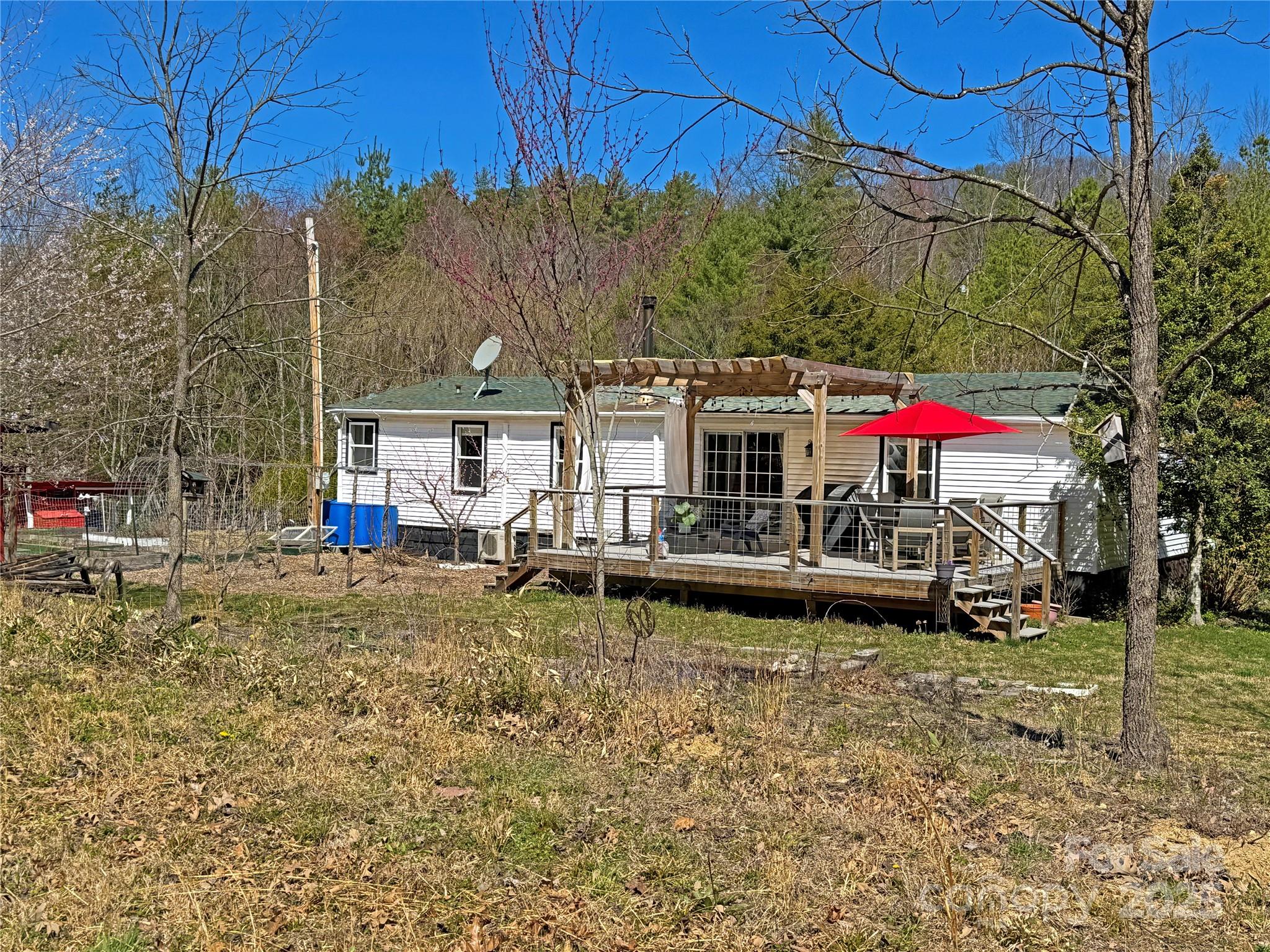 3719 Upper Shut In Road Hot Springs, NC 28743 - Photo 27 of 47 Gallery Image 27