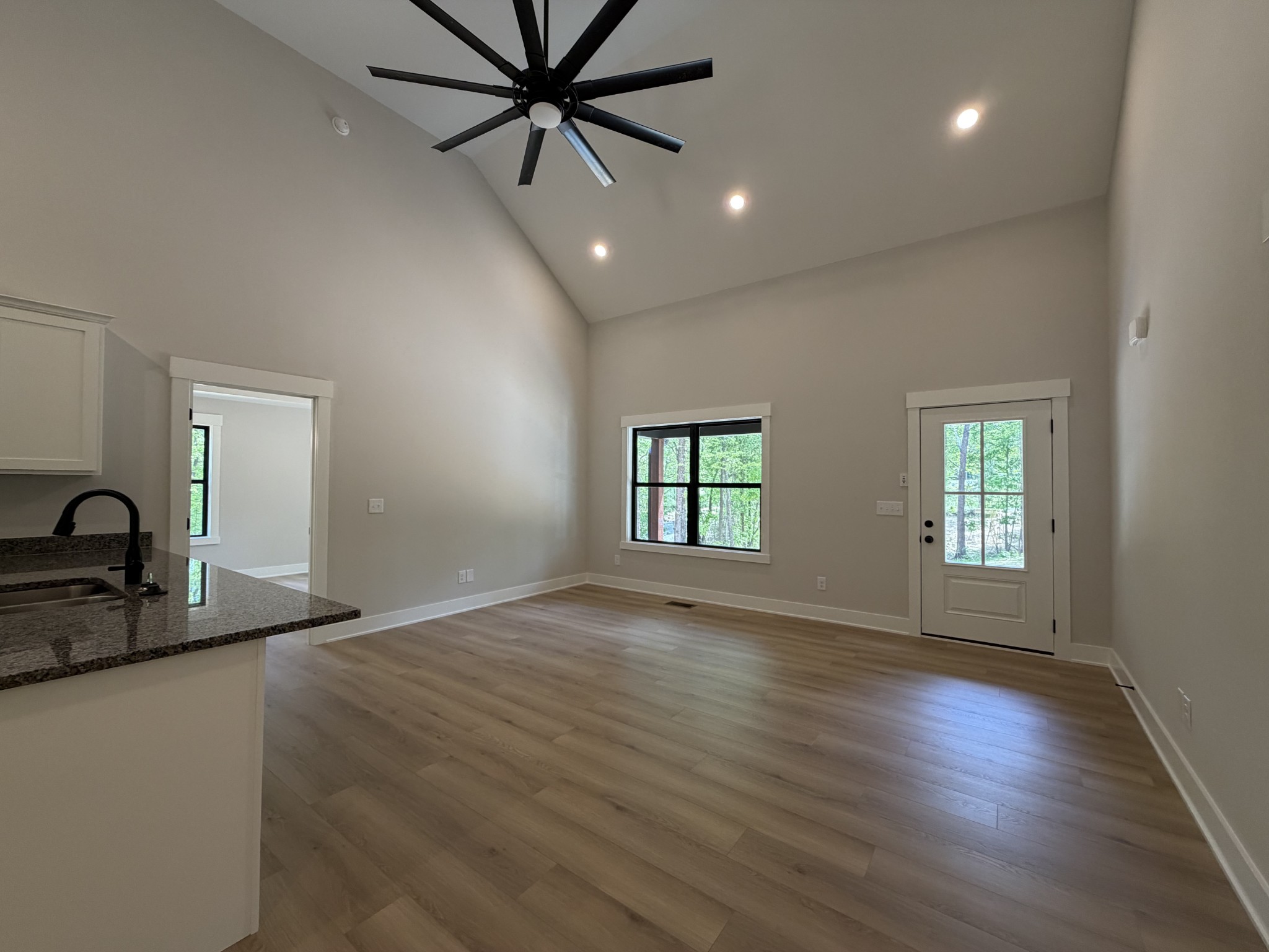 1007 Mt Olive Road Westmoreland, TN 37186 - Photo 13 of 31 a view of a livingroom with a fan