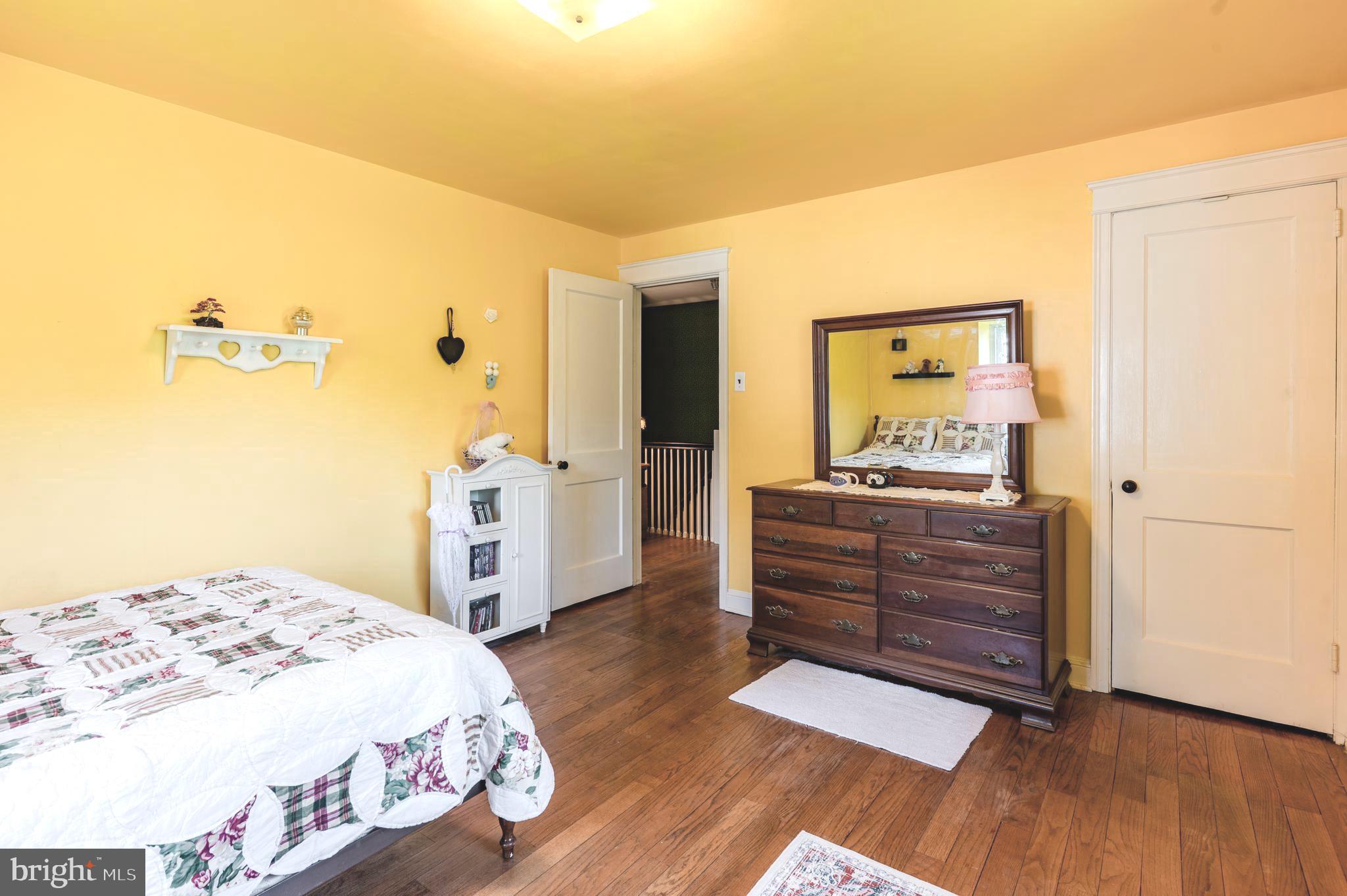 911 Church Road Oreland, PA 19075 - Photo 17 of 33 Gallery Image 17