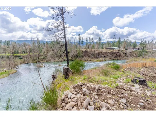 $190,000 | 241 598891) Dogwood Drive, Gates, OR 97346