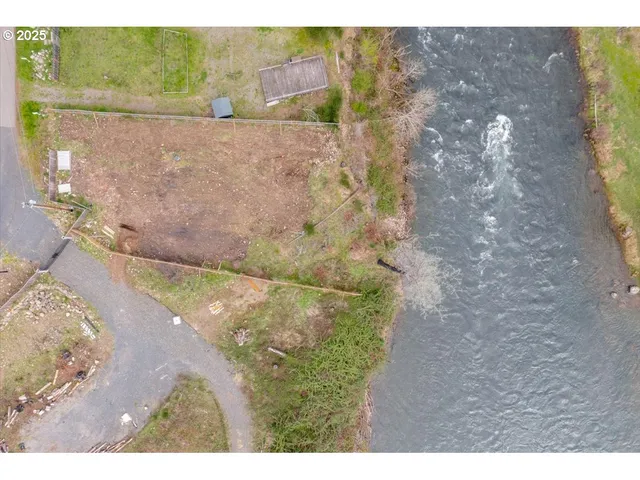 $190,000 | 241 598891) Dogwood Drive, Gates, OR 97346