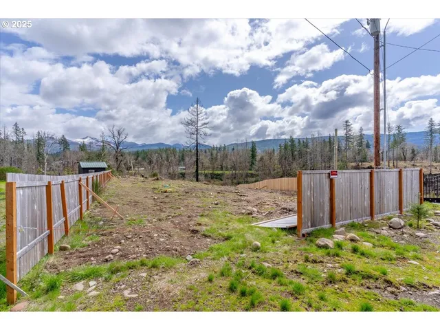 $190,000 | 241 598891) Dogwood Drive, Gates, OR 97346