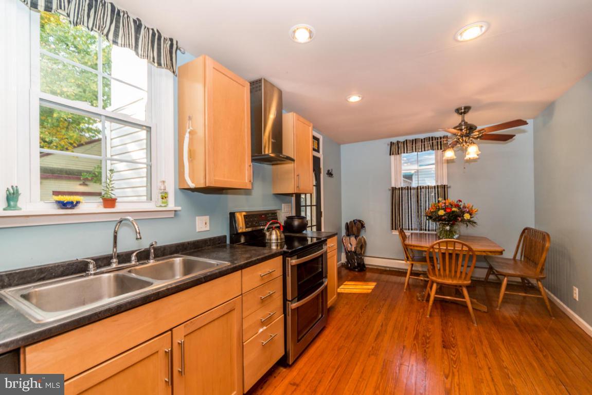 2046 Main Street Lititz, PA 17543 - Photo 11 of 27