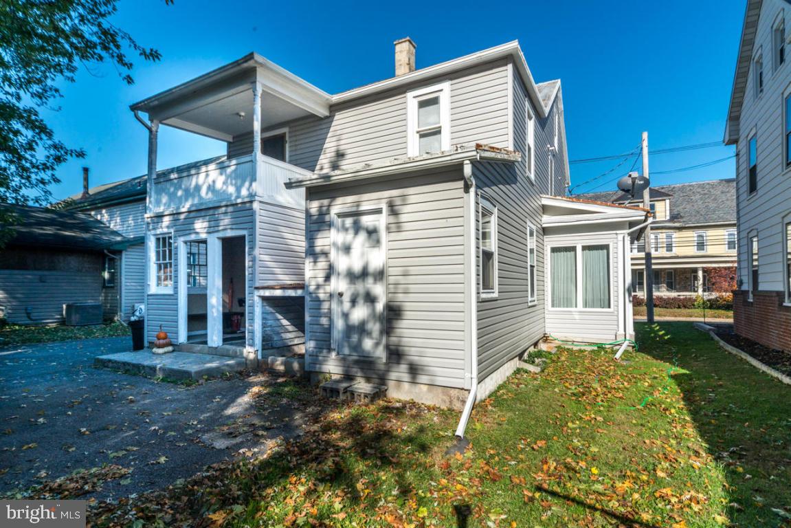 2046 Main Street Lititz, PA 17543 - Photo 23 of 27