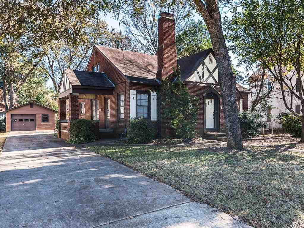 401 North Maple Street Graham, NC 27253 - Photo 3 of 25 Photo 3