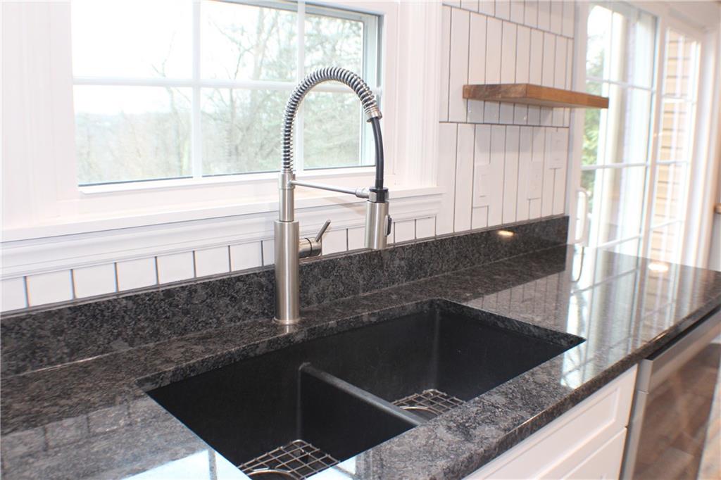 9462 Peebles Road Allison Park, PA 15101 - Photo 10 of 50 a view of a kitchen counter top space