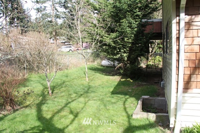 7887 Decatur Avenue Clinton, WA 98236 - Photo 14 of 14 Gallery Image 14
