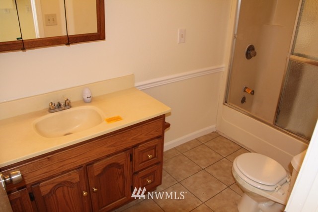 7887 Decatur Avenue Clinton, WA 98236 - Photo 8 of 14 Gallery Image 8