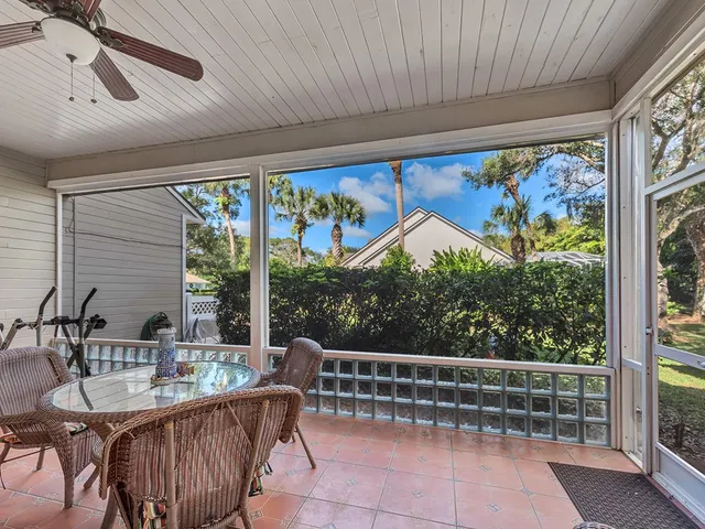 $1,100,000 | 1516 50th Court, Vero Beach, FL 32966