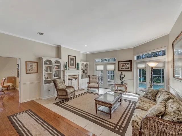 $1,100,000 | 1516 50th Court, Vero Beach, FL 32966