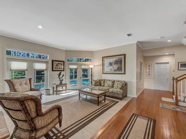 $1,100,000 | 1516 50th Court, Vero Beach, FL 32966