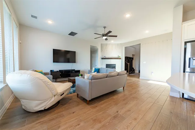 $4,100 | 5516 Limestone Spring Cove, Austin, TX 78738