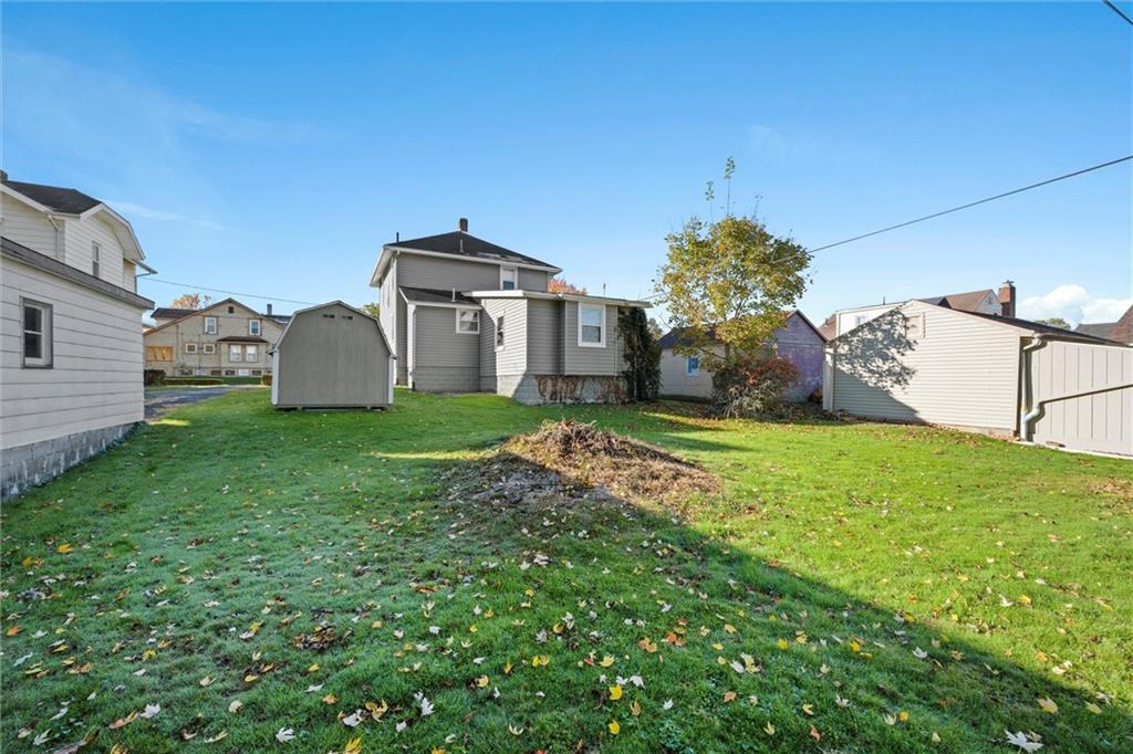 1007 Leslie Street Sharon, PA 16146 - Photo 25 of 27