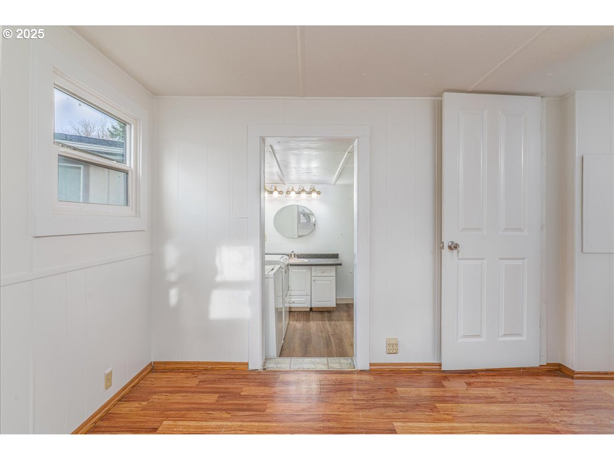 570 North 10th Avenue, Unit 75 Cornelius, OR 97113 - Photo 16 of 28