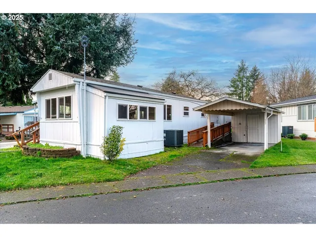 $18,000 | 570 North 10th Avenue, Unit 75, Cornelius, OR 97113